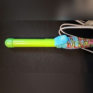 BEACHWAVER® B1 GRAFFITI ROTATING CURLING IRON